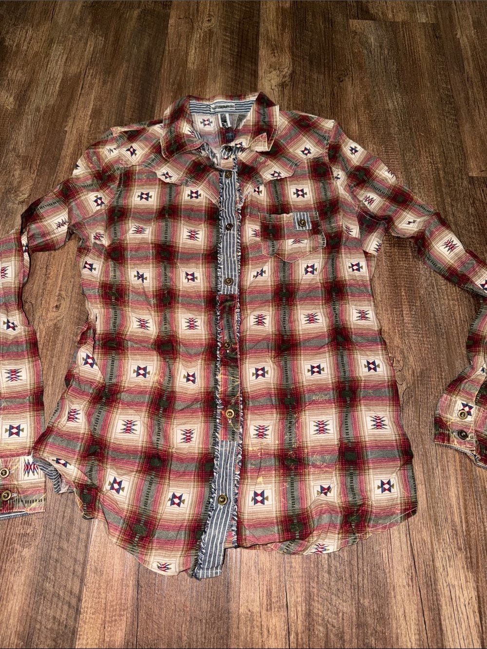 BKE Cased Plaid Aztec Shirt size M